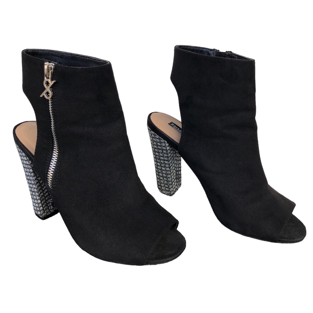 Stylish Black Ankle Boots with Silver Accents